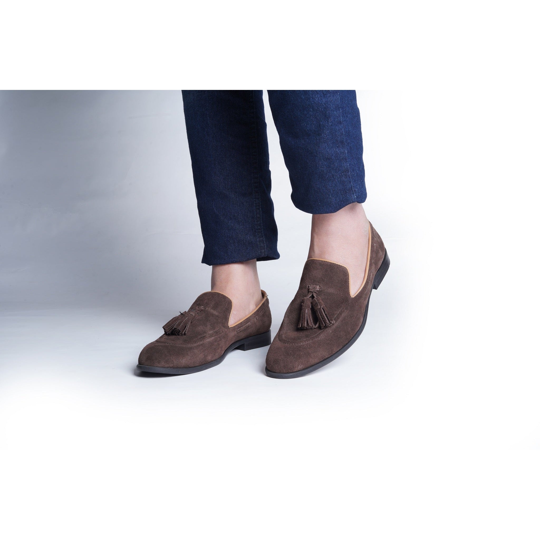 SUEDE SLIP ONS WITH TASSELS - BROWN