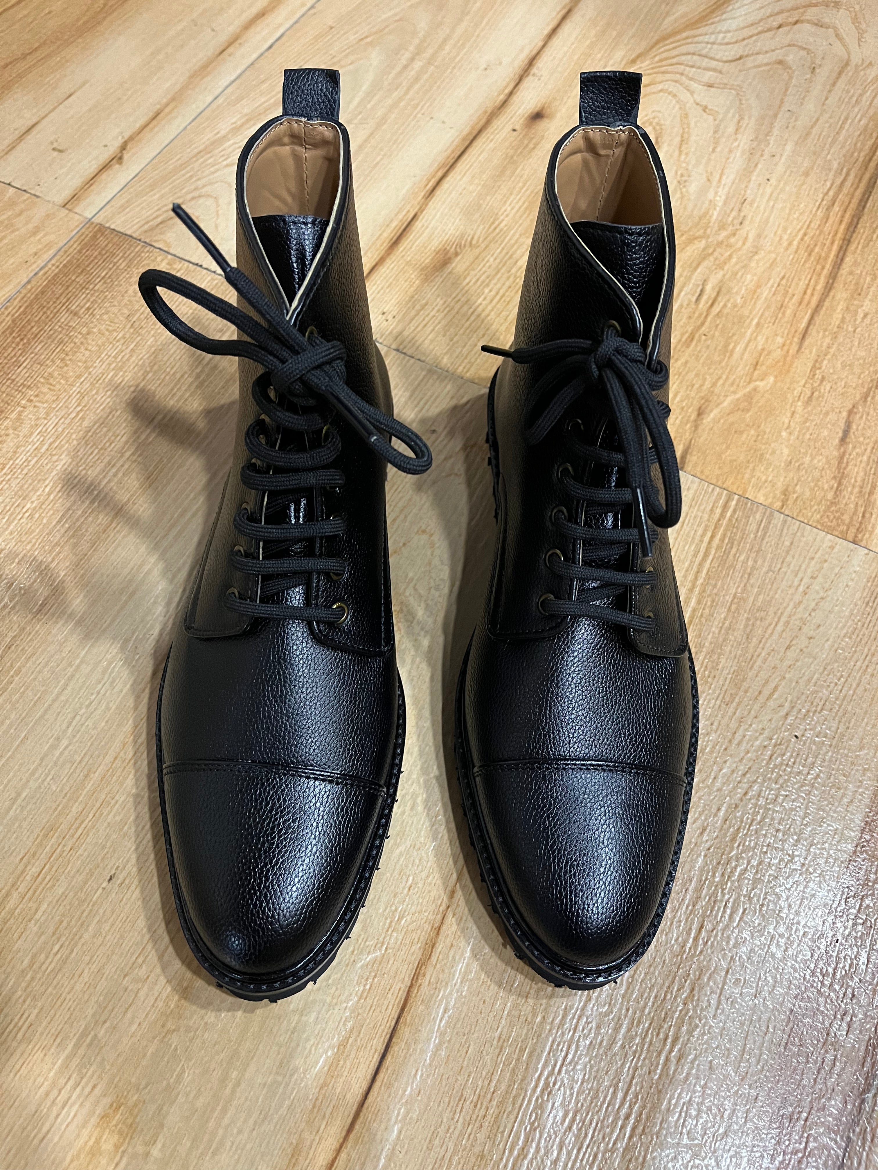 EVERYDAY BOOTS