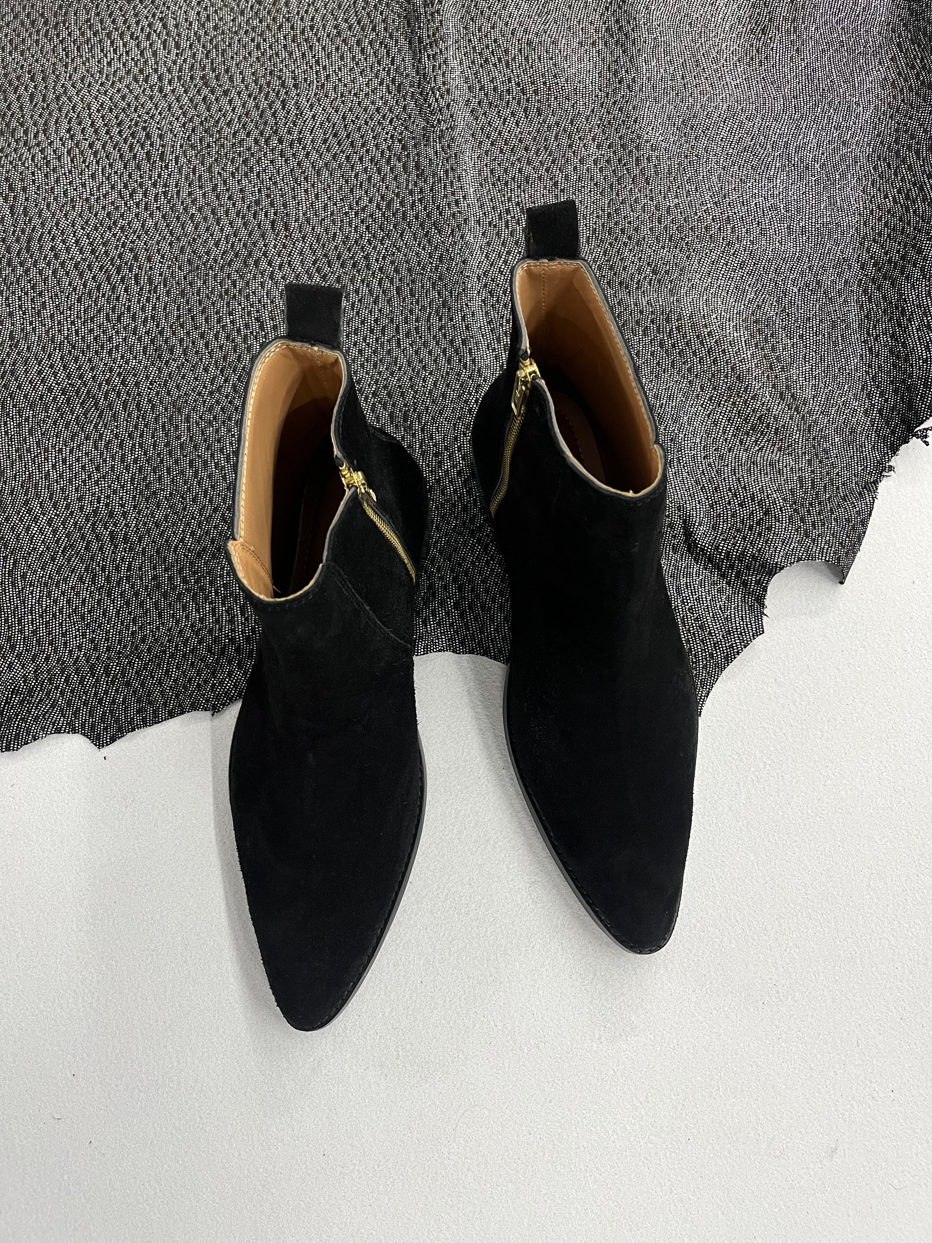 Premium suede leather boots/ Pointed Toe - Black
