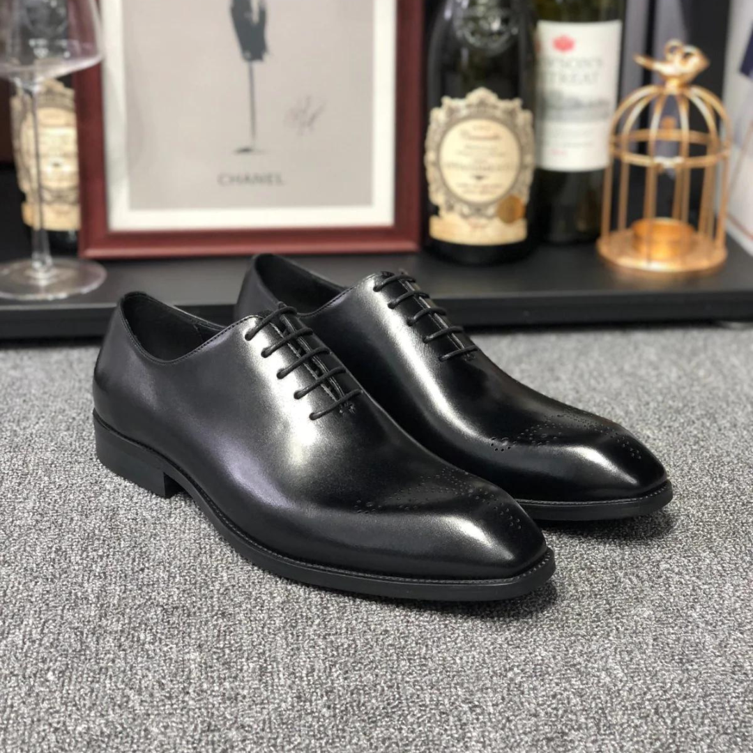 BLACK SQUARE TOE WHOLECUT OXFORD